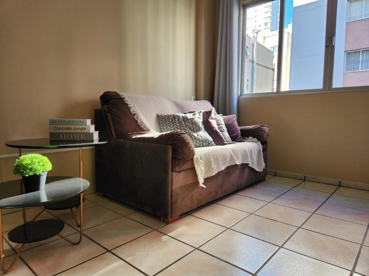 1 A 200mts Da Central, Garagem, Wi-fi 160 Mbps, Pet-friendly Apartment